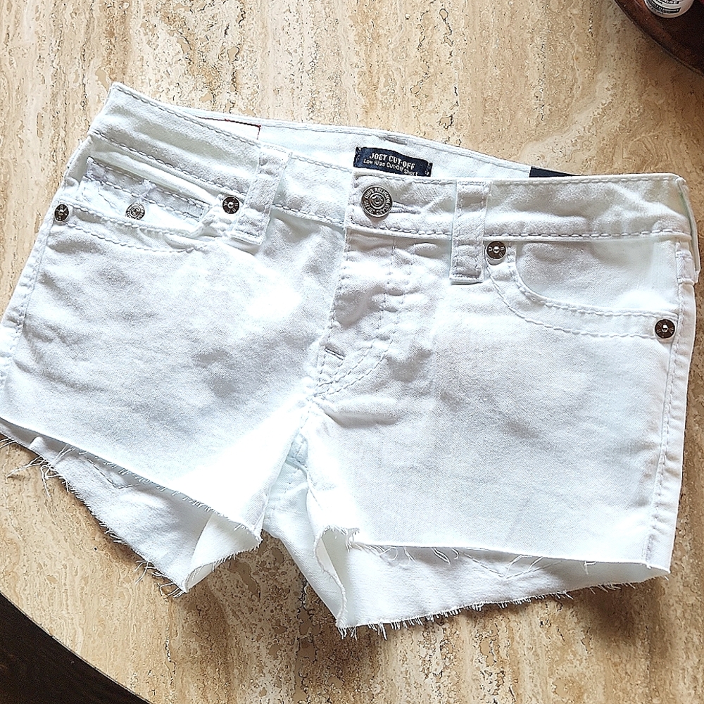TRUE RELIGION White Shorts